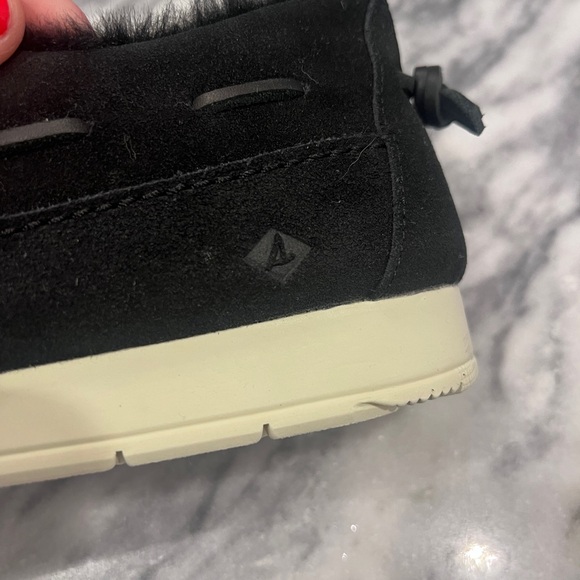 Sperry Black Moccasins with Cream Sole - Picture 5 of 7